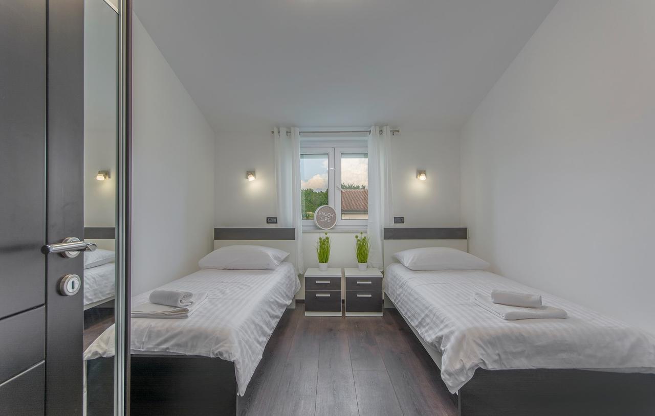 Silver Holiday House Vrvari 외부 사진