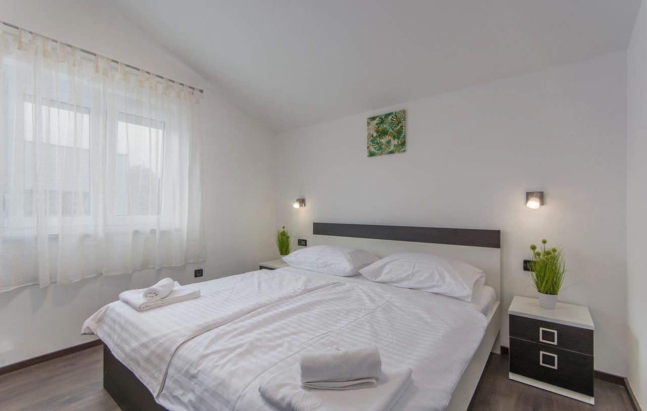 Silver Holiday House Vrvari 외부 사진